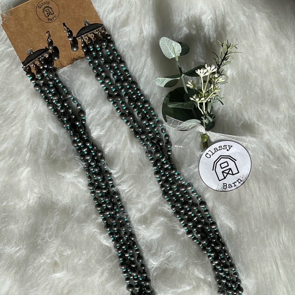 Navajo inspired necklace set with Turquoise - Picture 3 of 5